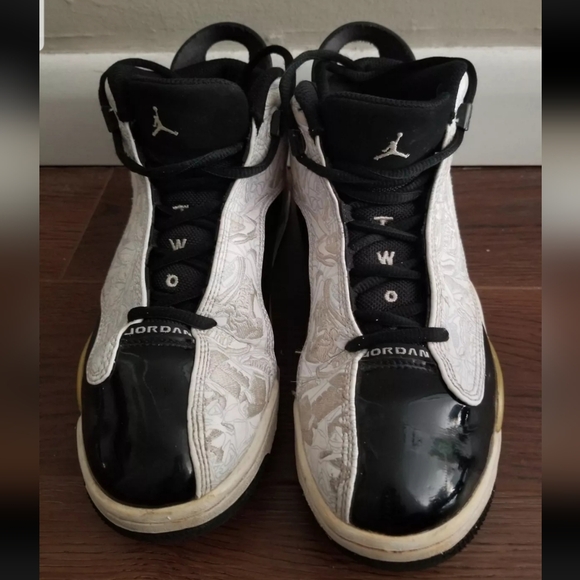 EUC Nike Air Jordan DUB Zero Black/White-Metallic Gold 311047-005 Size 7Y - Picture 11 of 12